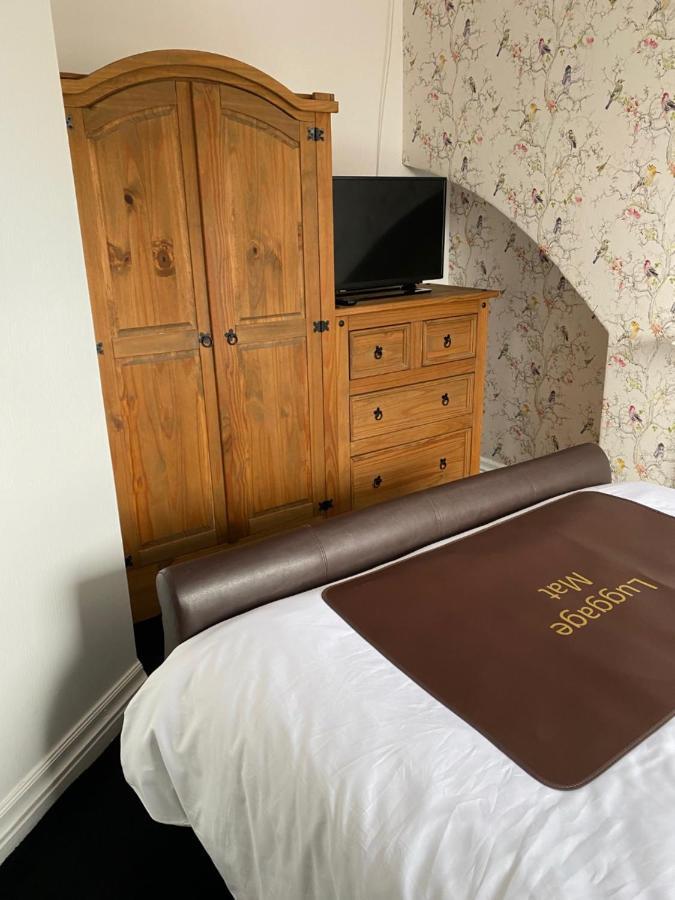 Birtley House Bed And Breakfast Robin Hood's Bay Exterior photo