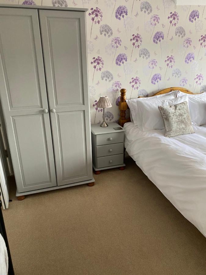 Birtley House Bed And Breakfast Robin Hood's Bay Exterior photo