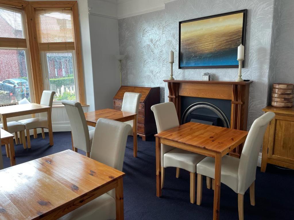 Birtley House Bed And Breakfast Robin Hood's Bay Exterior photo